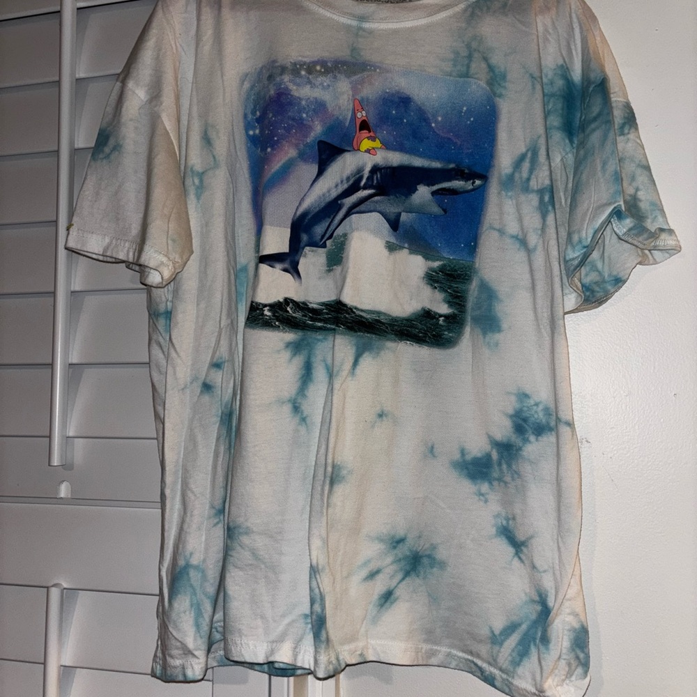 Nickelodeon Tie-Dye Shark Tee - Blue and White